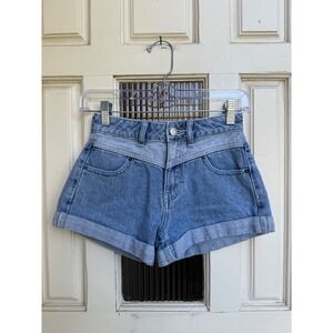 PacSun Mom Short Colorblock Cuffed Hem Size‎ 22 (0000)